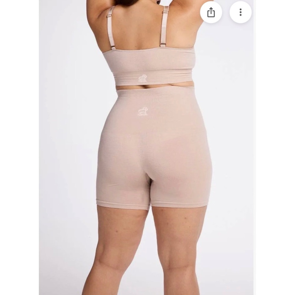 Woolx Marley Merino Wool High Waisted Shorts Tan Nude Large Seamless shapewear - Picture 2 of 8